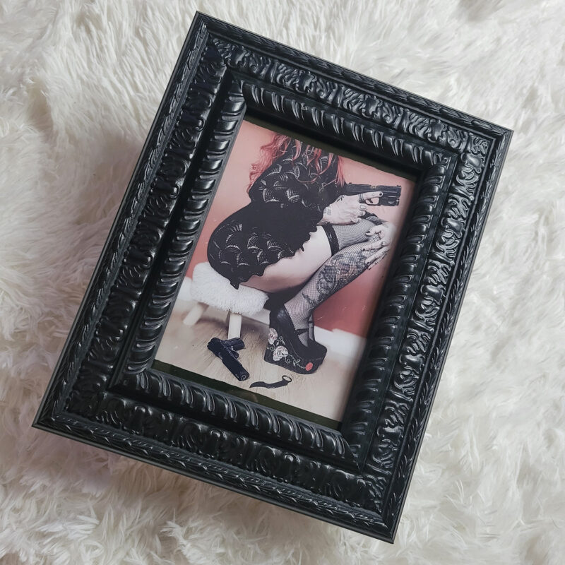 5x7 Generic Pinup [FRAMED]